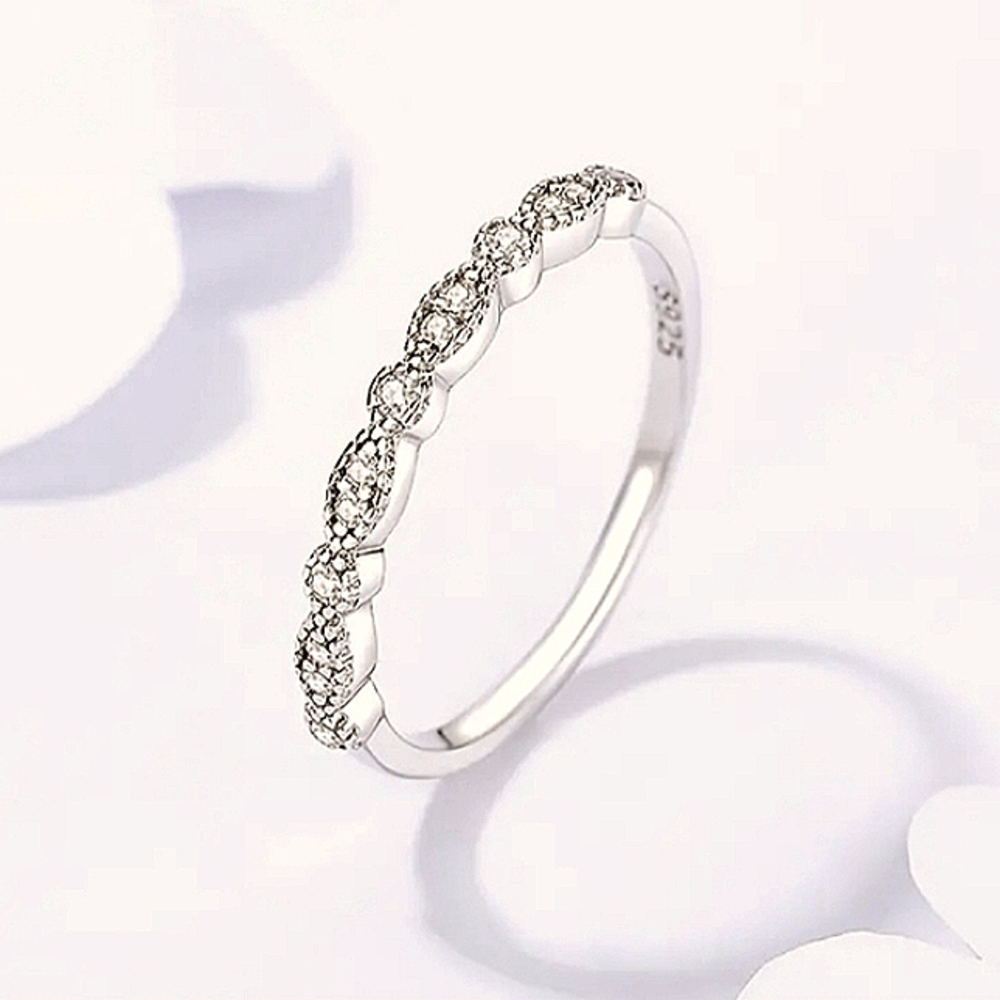 Stackable Marquis ring - Picture 2 of 5